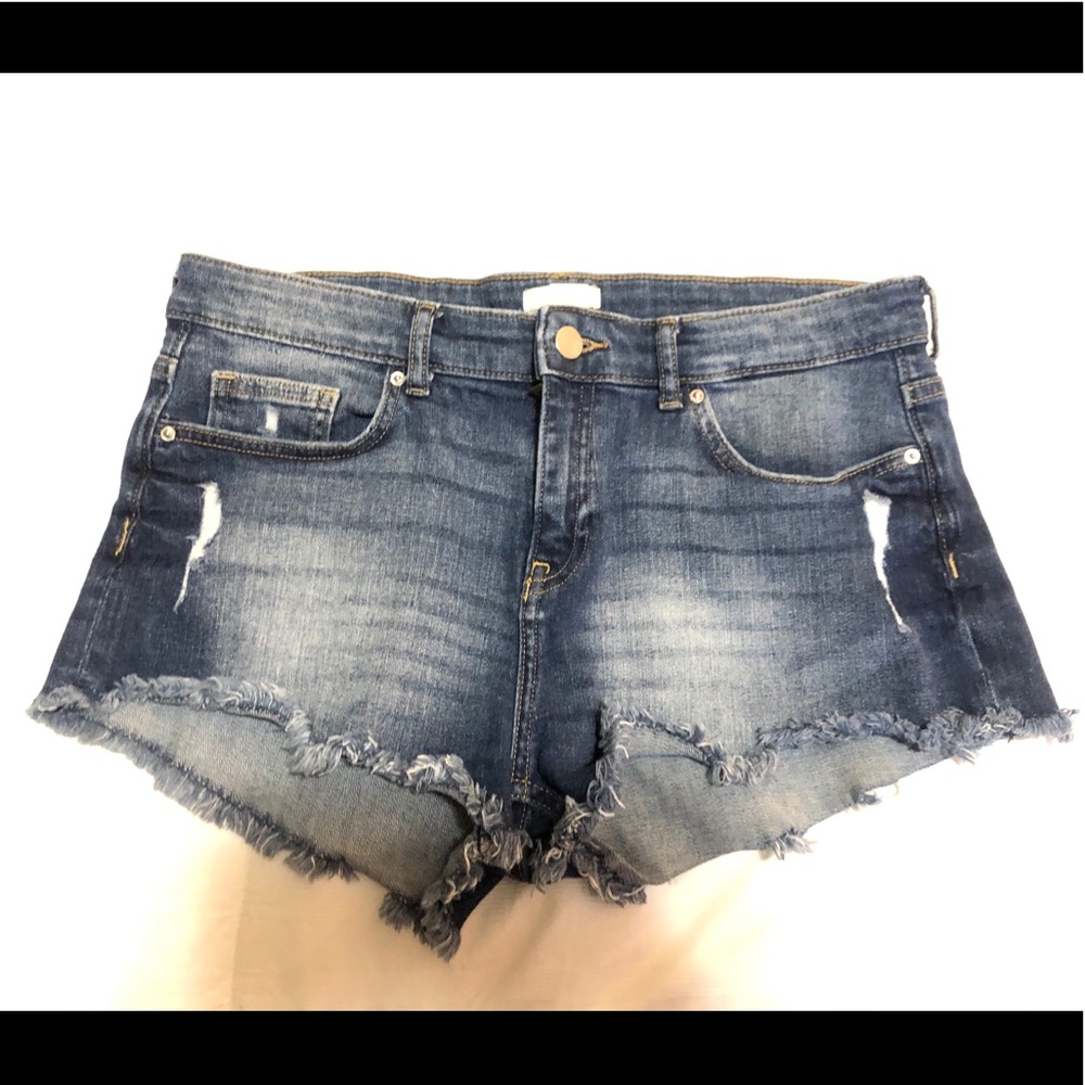 NWOT frayed  jean shorts